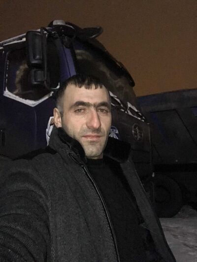  ,   Ryslan, 36 ,     