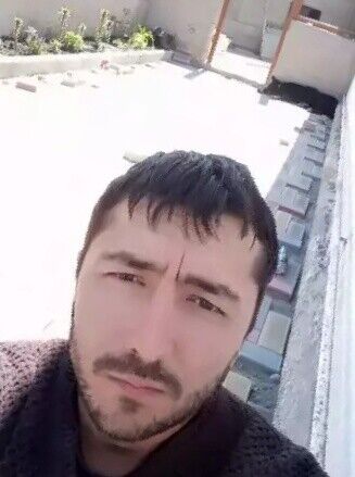  ,   Amir, 33 ,   ,   , c 