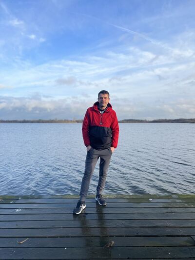  ,   Alexandru, 39 ,     , c 