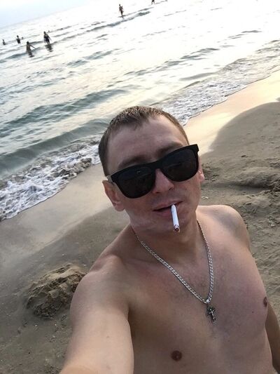  ,   Alex, 34 ,   ,   , c , 