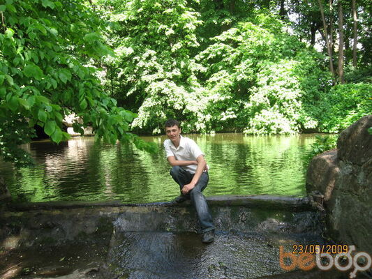  ,   Jeckson, 33 ,   