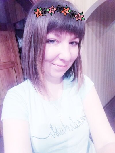  ,   Marina, 36 ,  