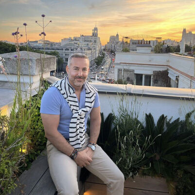  Alhambra,   David, 57 ,   c 