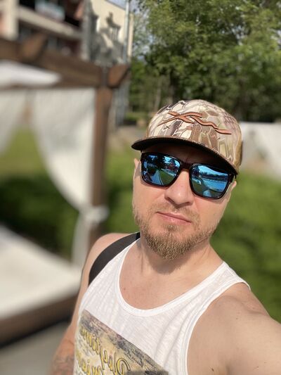  ,   Oleksii, 44 ,   ,   , c , 