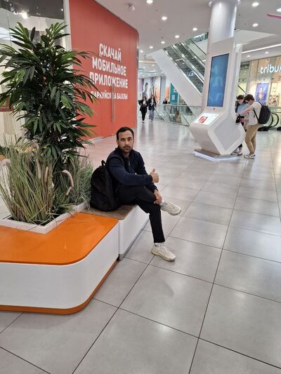 Lambeth,   Mukhlisa, 28 ,   ,   