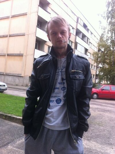  ,   Eduard M, 35 ,   ,   , c , 