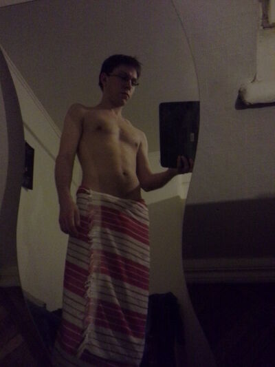  ,   Max, 36 ,  