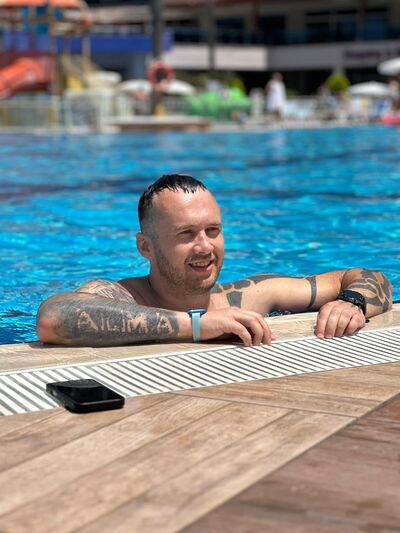  ,   Maks, 34 ,   , 