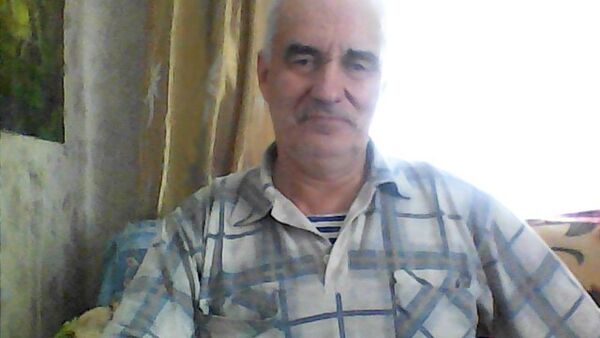  ,   Alik, 63 ,   ,   