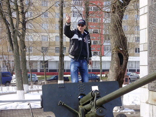  ,   Artur, 50 ,     , c 