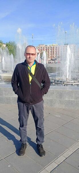  ,   Dima, 42 ,   ,   