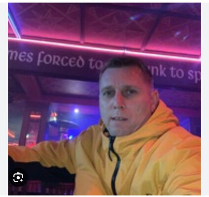  ,   Sasa, 39 ,   ,   