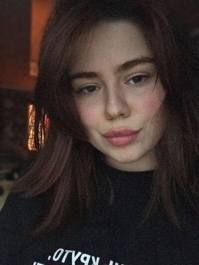  -,   Elika, 24 ,   ,   