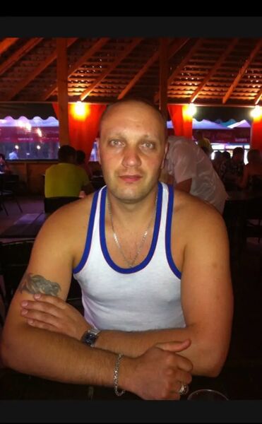  ,   Oleg, 44 ,   ,   , c 