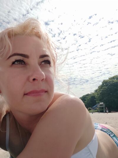  Ustka,   Valentyna, 43 ,   ,   , 
