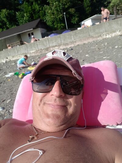  ,   NIK, 45 ,     , c 