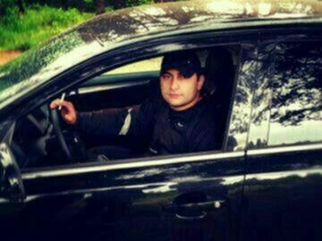  -,   Artur, 37 ,   ,   , c 
