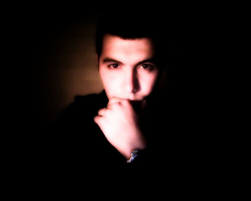  ,   Armen, 31 ,   ,   , c 
