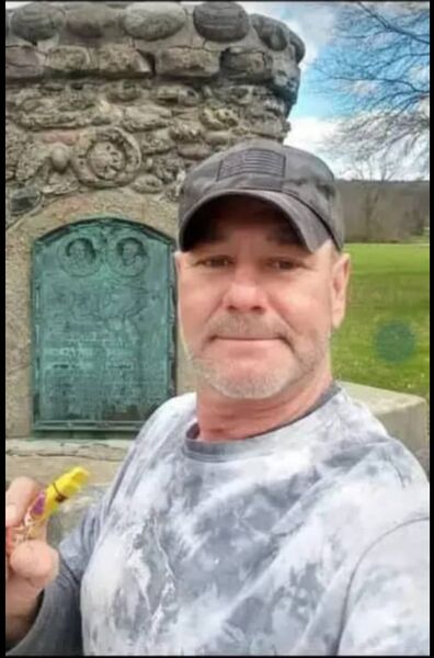  Santa Fe,   Oliver, 60 ,   ,   