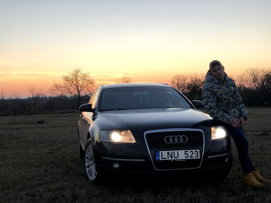  ,   Igor, 25 ,   ,   