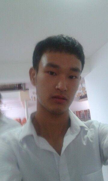  ,   Adul, 32 ,   