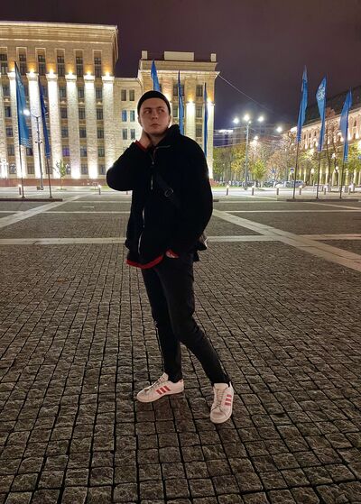  ,   Pavel, 26 ,   ,   