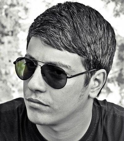 ,   Irakliii, 33 ,   