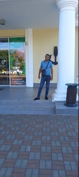  -,   Norayr, 42 ,   ,   