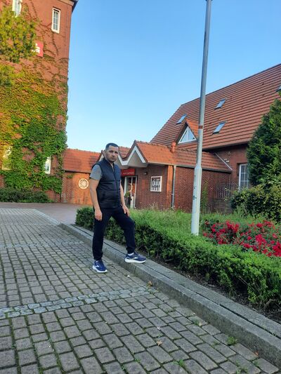  ,   Ilqar, 43 ,   ,   
