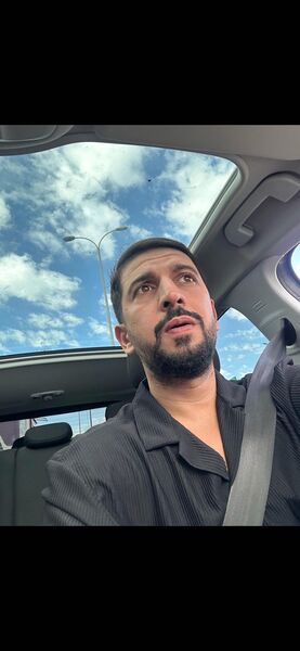  ,   Kadir, 32 ,   ,   