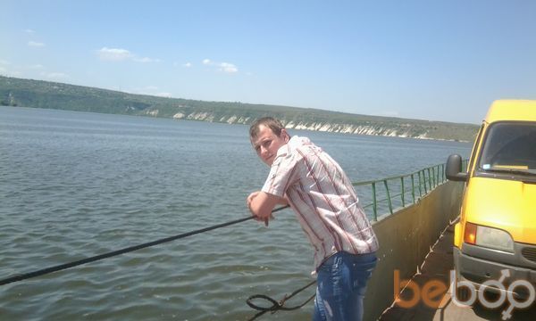  3629051  Viktor, 35 ,    