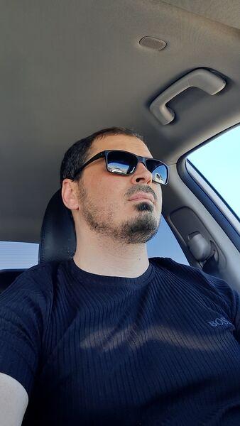  ,   Kamal, 37 ,   ,   , c , 