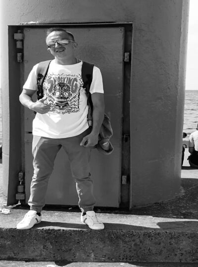  ,   Yura, 39 ,   ,   , c , 