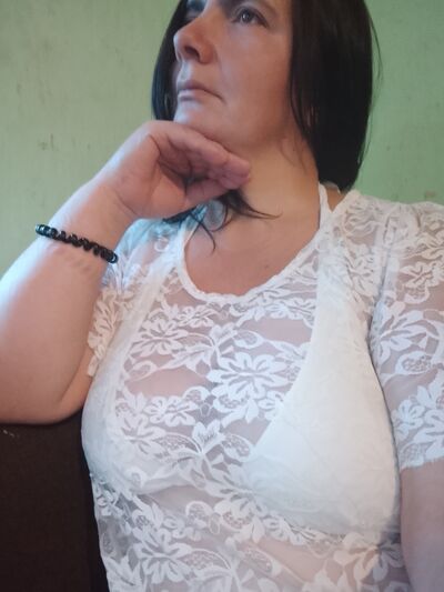  ,   Zorana, 40 ,   ,   