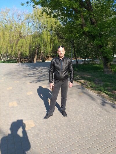  ,   Yaroslav, 54 ,   ,   , c 