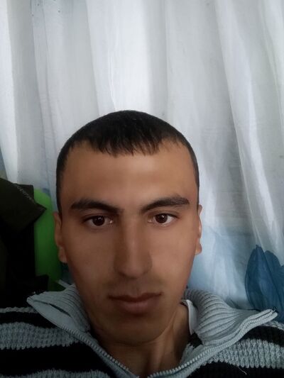  ,   Aziz, 32 ,   ,   