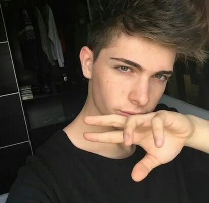  ,   Leonid, 18 ,   , 