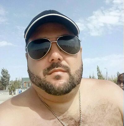  ,   Petr, 46 ,   ,   