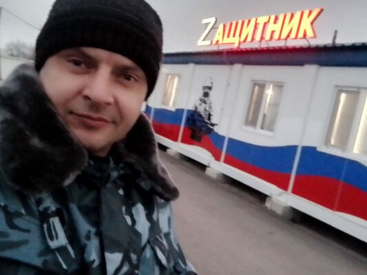  ,   Andrej, 44 ,   ,   