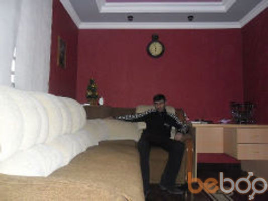  ,   Artur, 42 ,   