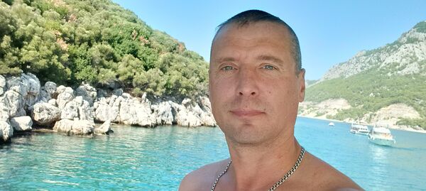  ,   Pasha, 45 ,   ,   