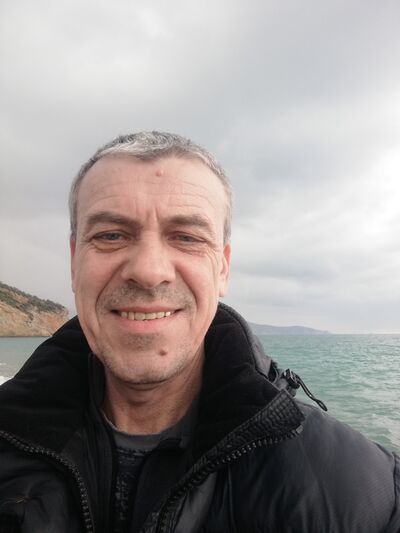 ,   Vik, 54 ,   ,   