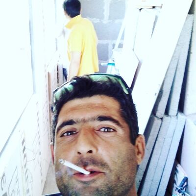  ,   Gevorg, 38 ,   ,   