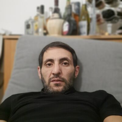  ,   Samir, 37 ,   ,   