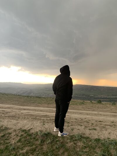  -,   Ali, 27 ,   ,   