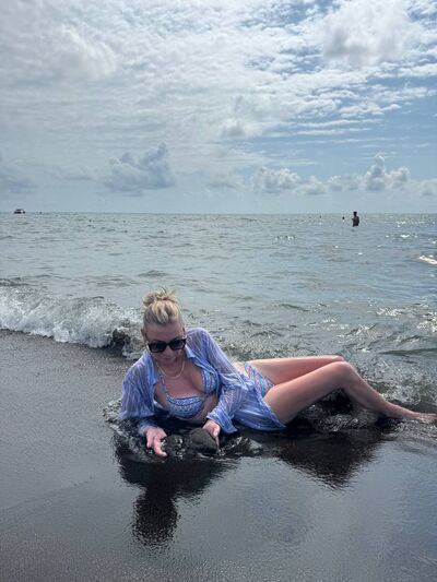  ,   Oksana, 40 ,   ,   