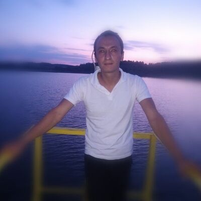  ,   Tim, 32 ,   ,   