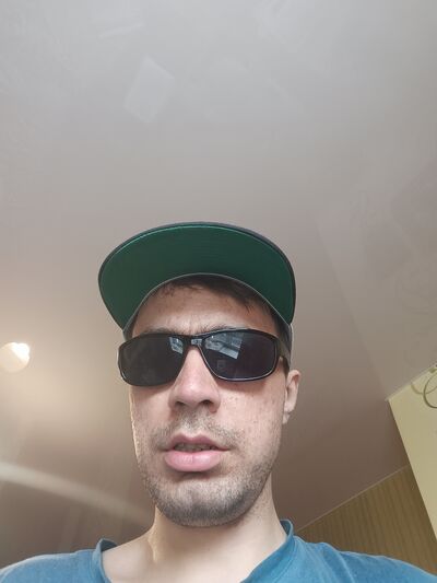  ,   Oleg, 32 ,   ,   