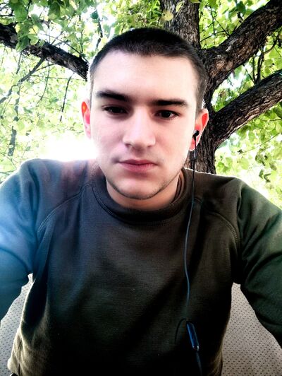  ,   Alex, 22 ,   ,   