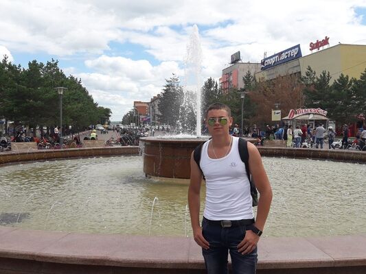  ,   Alexandr, 28 ,   